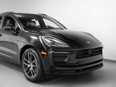 2025 Porsche Macan Macan