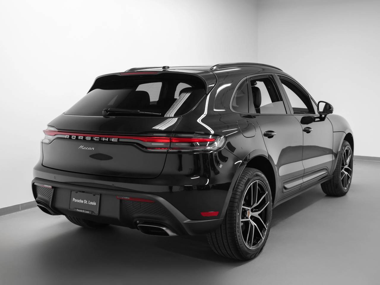 2026 Porsche Macan Macan