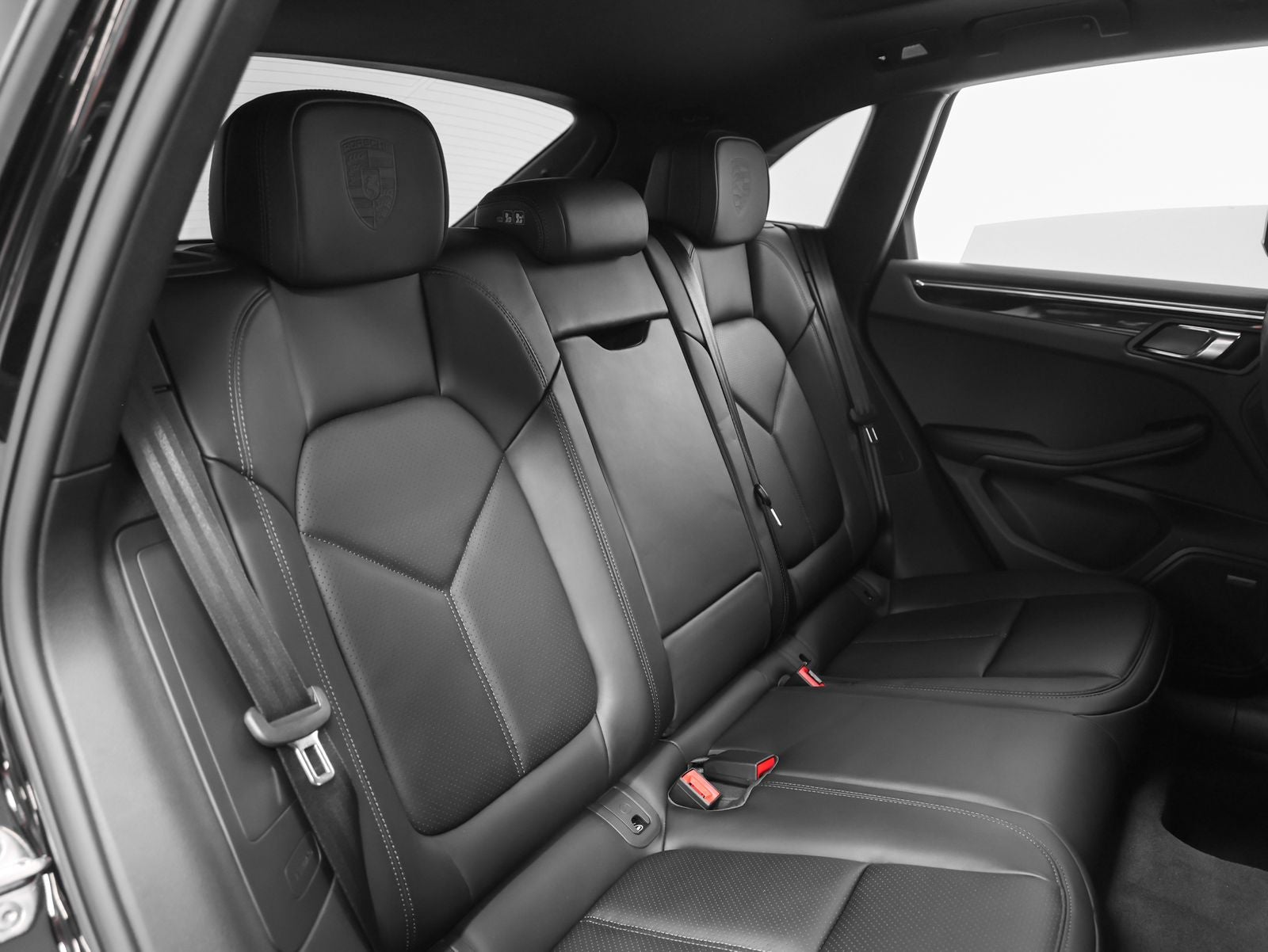 2026 Porsche Macan Macan T