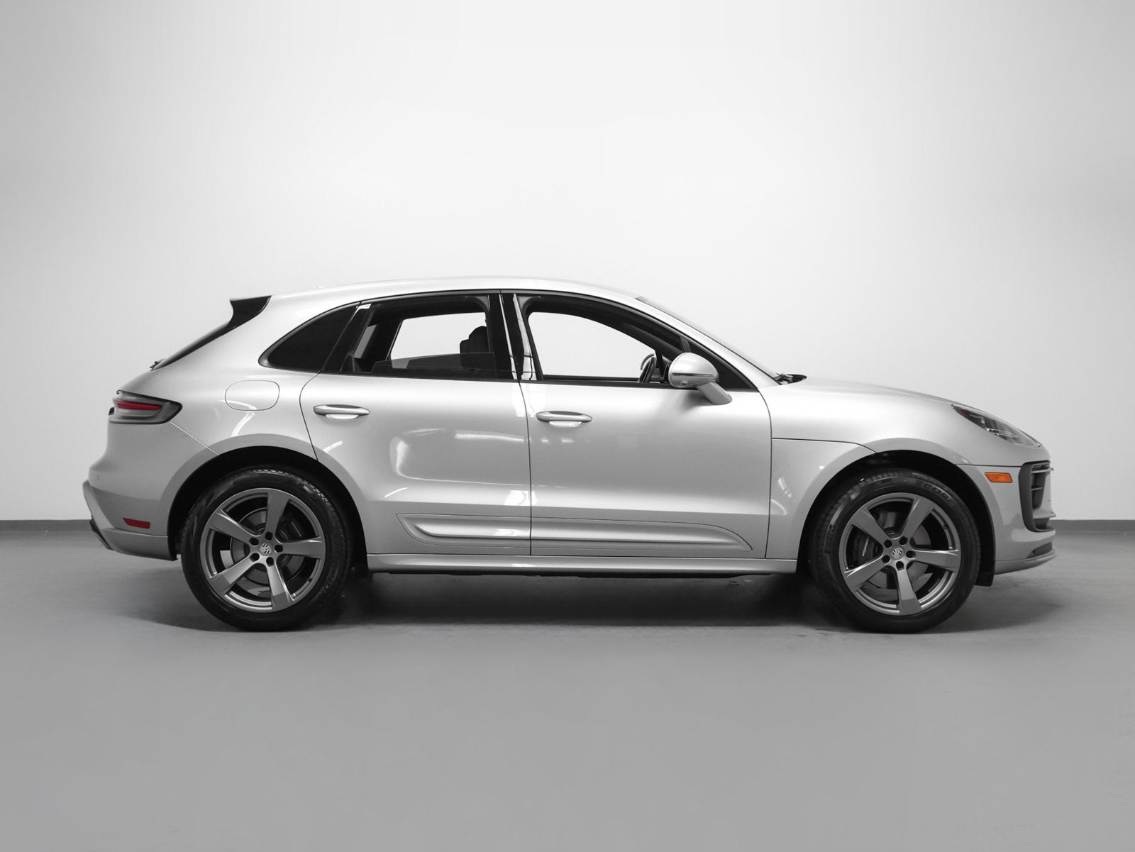 2023 Porsche Macan Macan