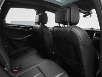 2023 Porsche Macan Macan