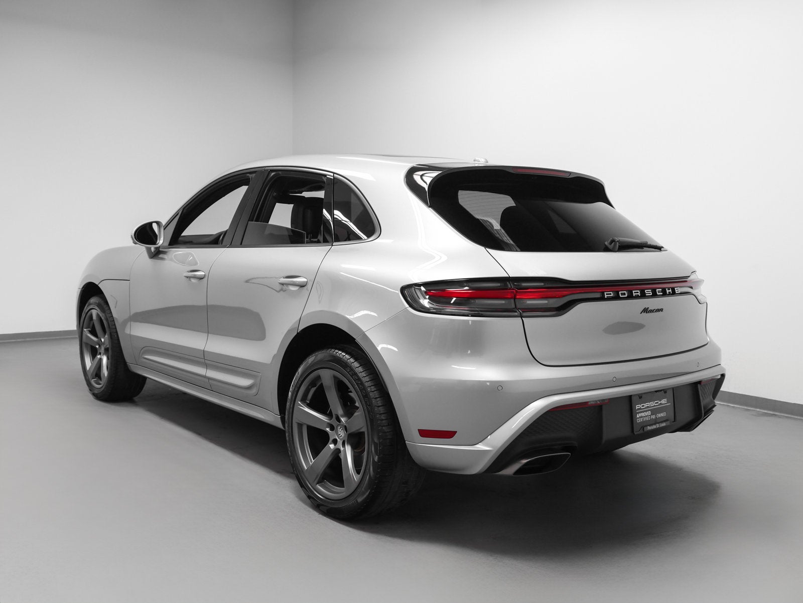2023 Porsche Macan Macan