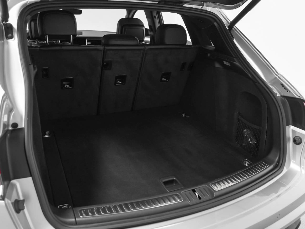 2023 Porsche Macan Macan