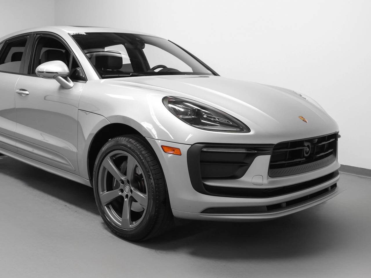 2023 Porsche Macan Macan