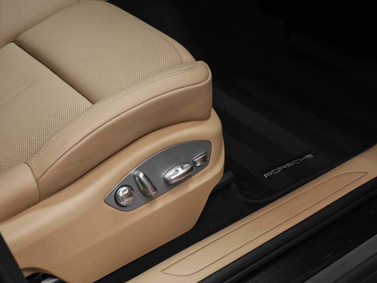 2025 Porsche Macan Macan