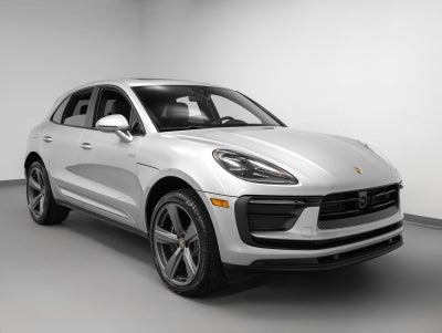 2025 Porsche Macan Macan