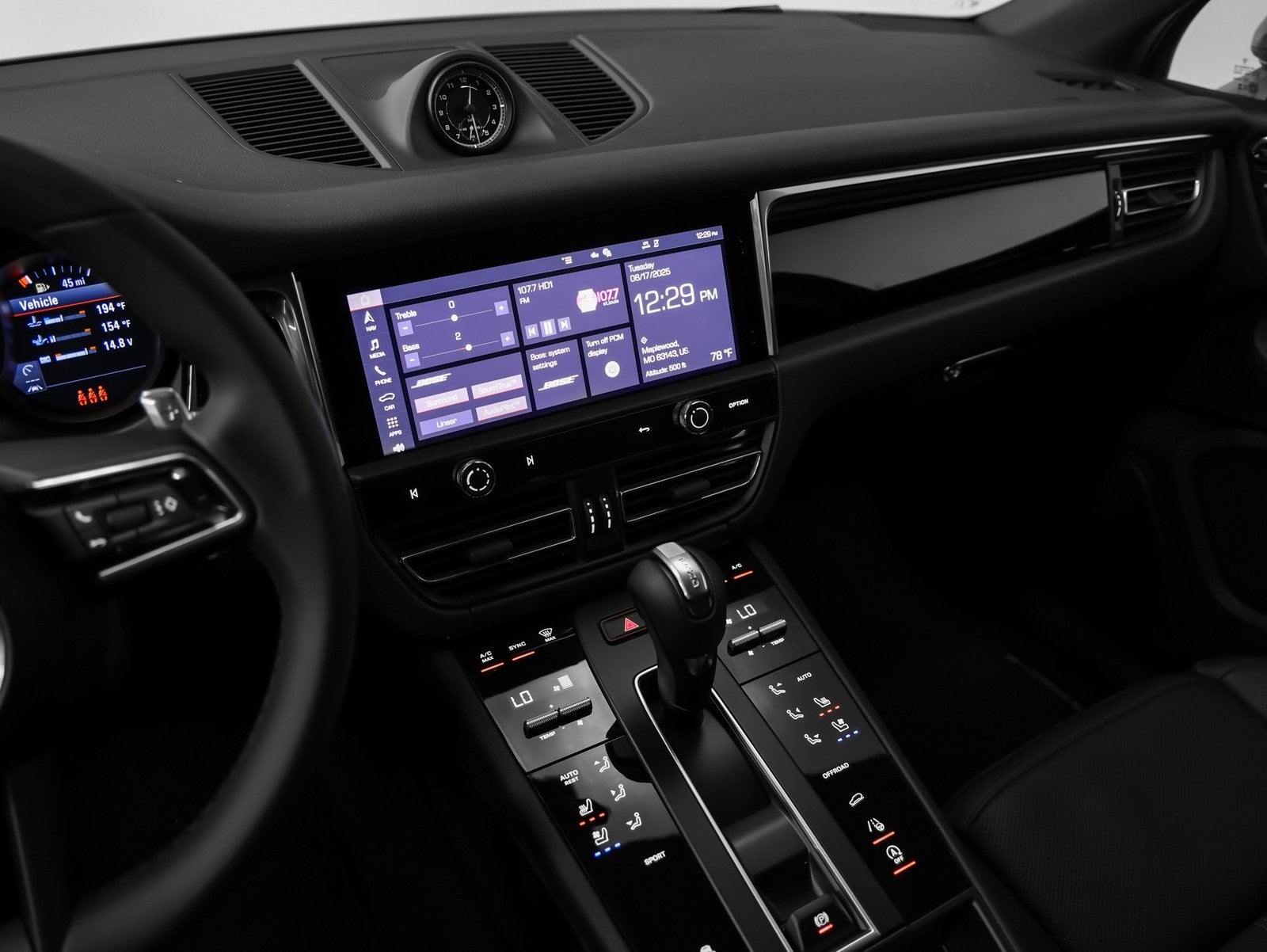 2025 Porsche Macan Macan