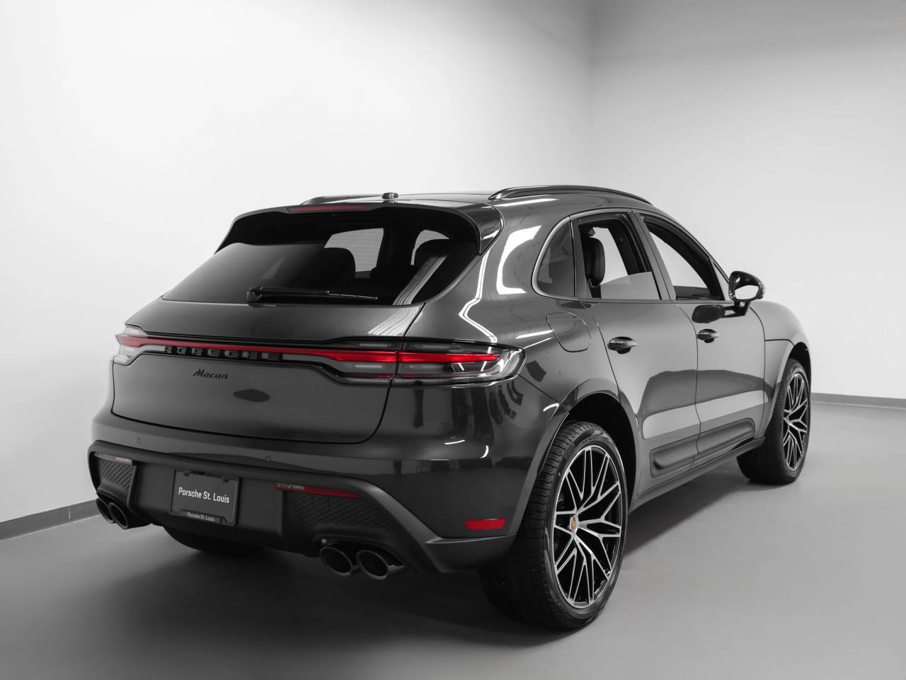 2026 Porsche Macan Base