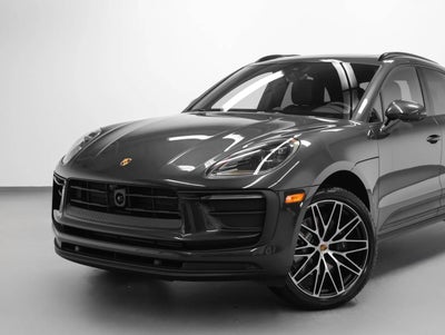 2026 Porsche Macan Base