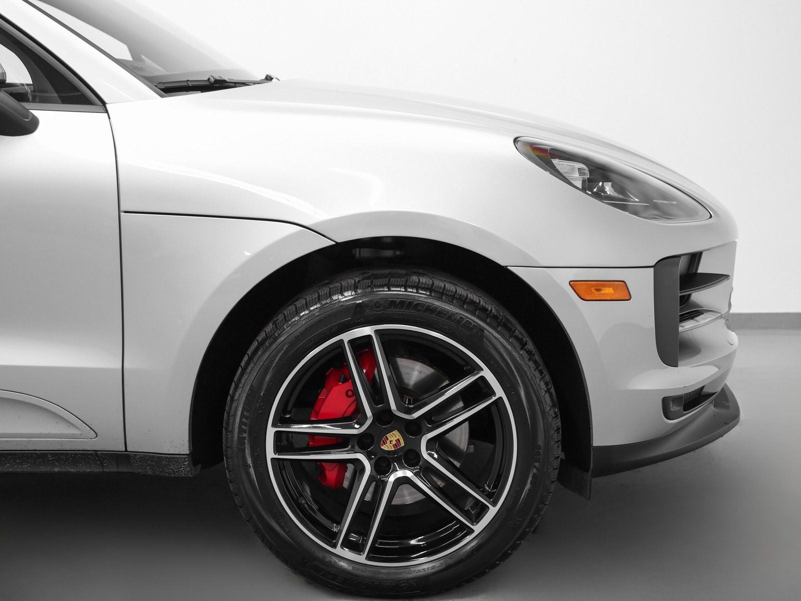 2021 Porsche Macan Macan