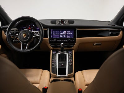 2021 Porsche Macan Macan