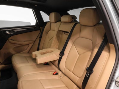 2021 Porsche Macan Macan