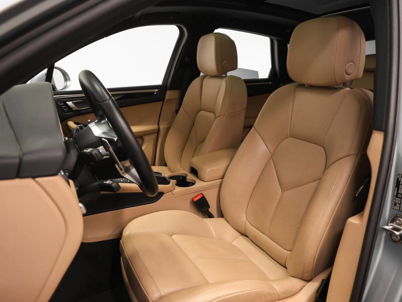 2021 Porsche Macan Macan