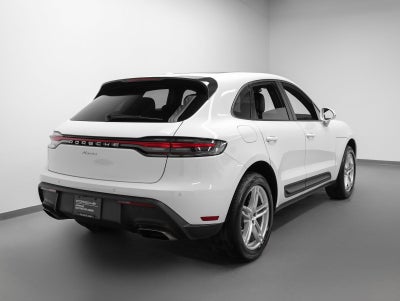 2022 Porsche Macan Macan