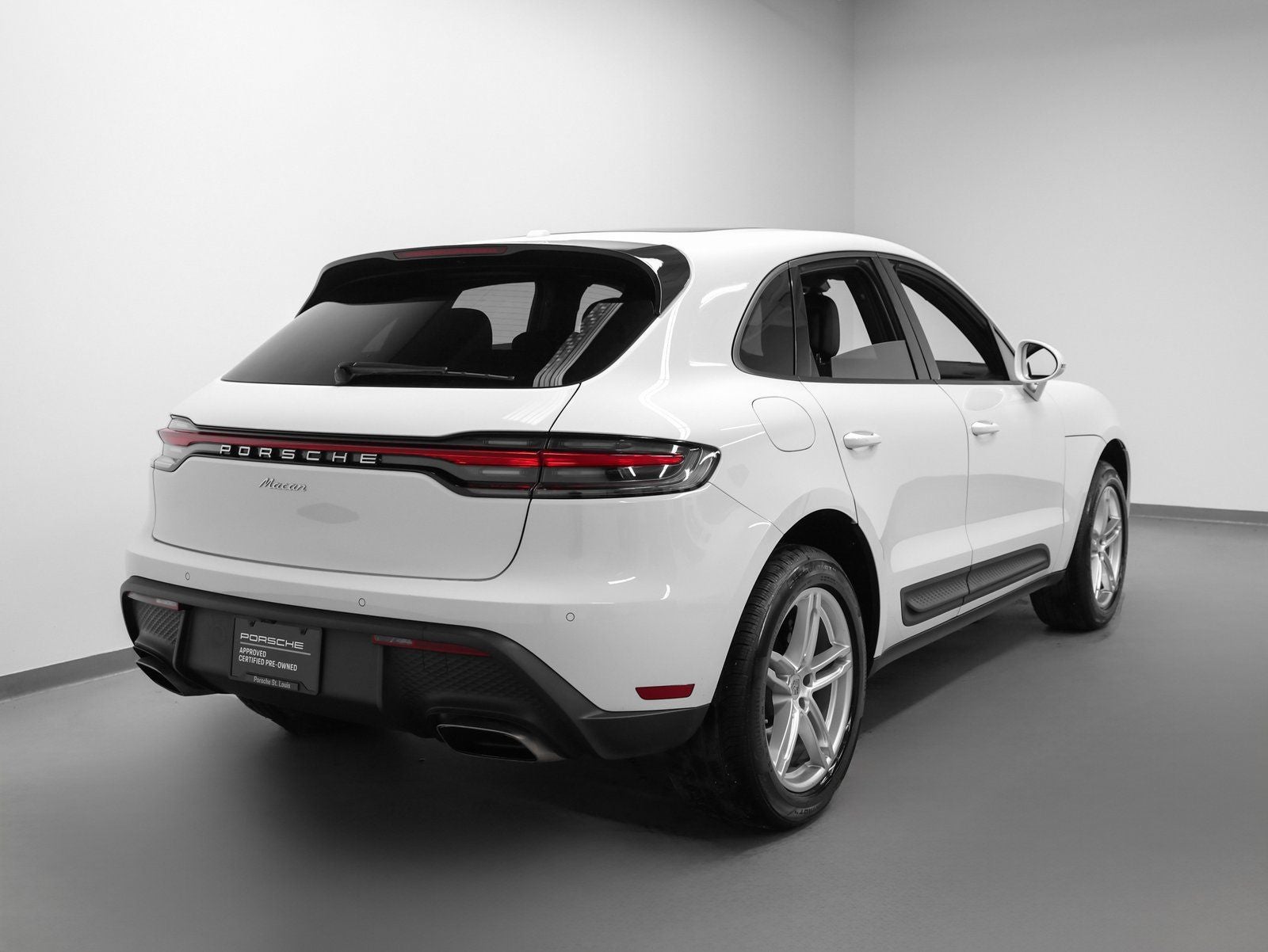 2022 Porsche Macan Macan