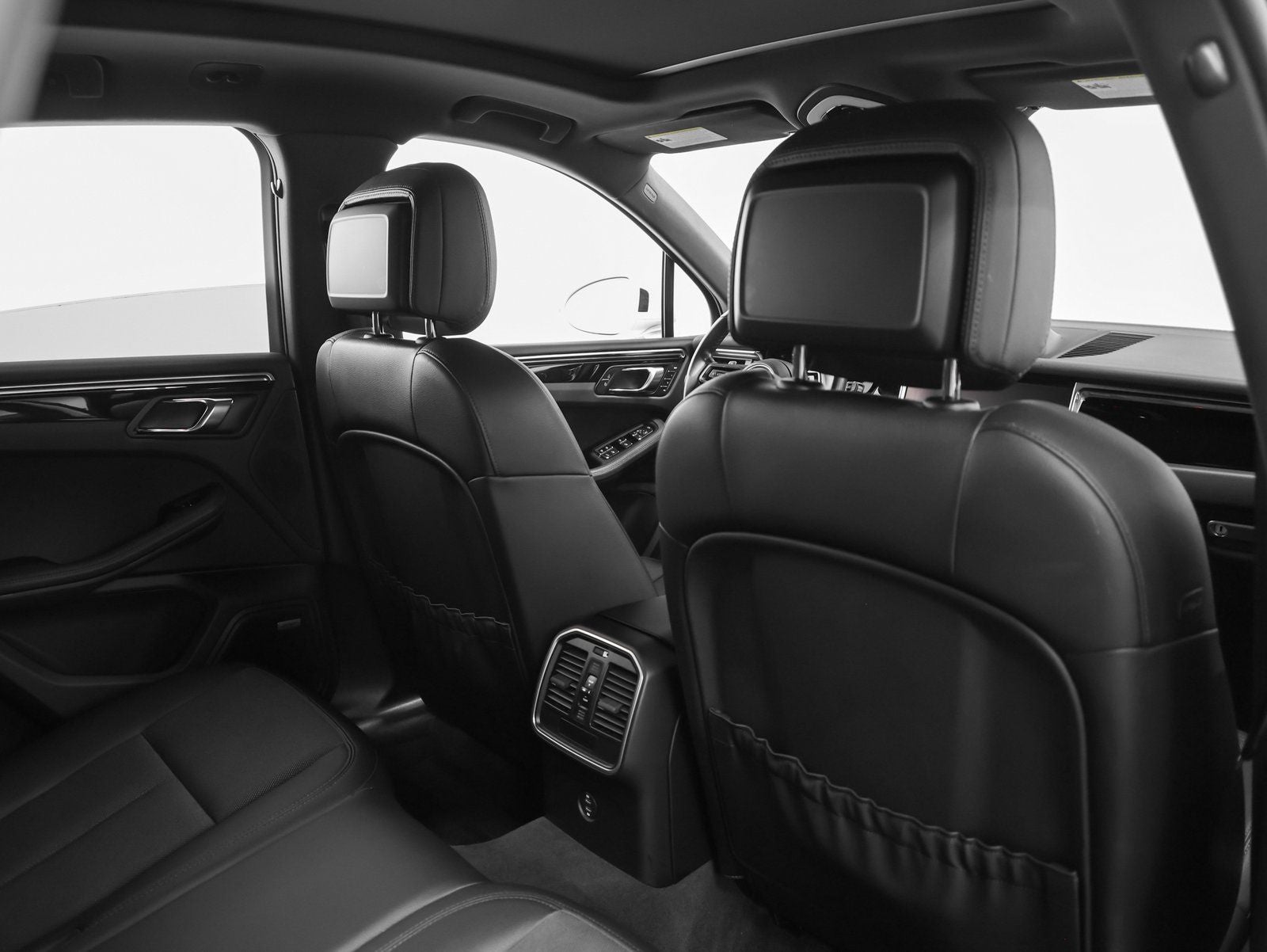 2022 Porsche Macan Macan