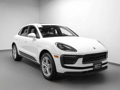 2022 Porsche Macan Macan