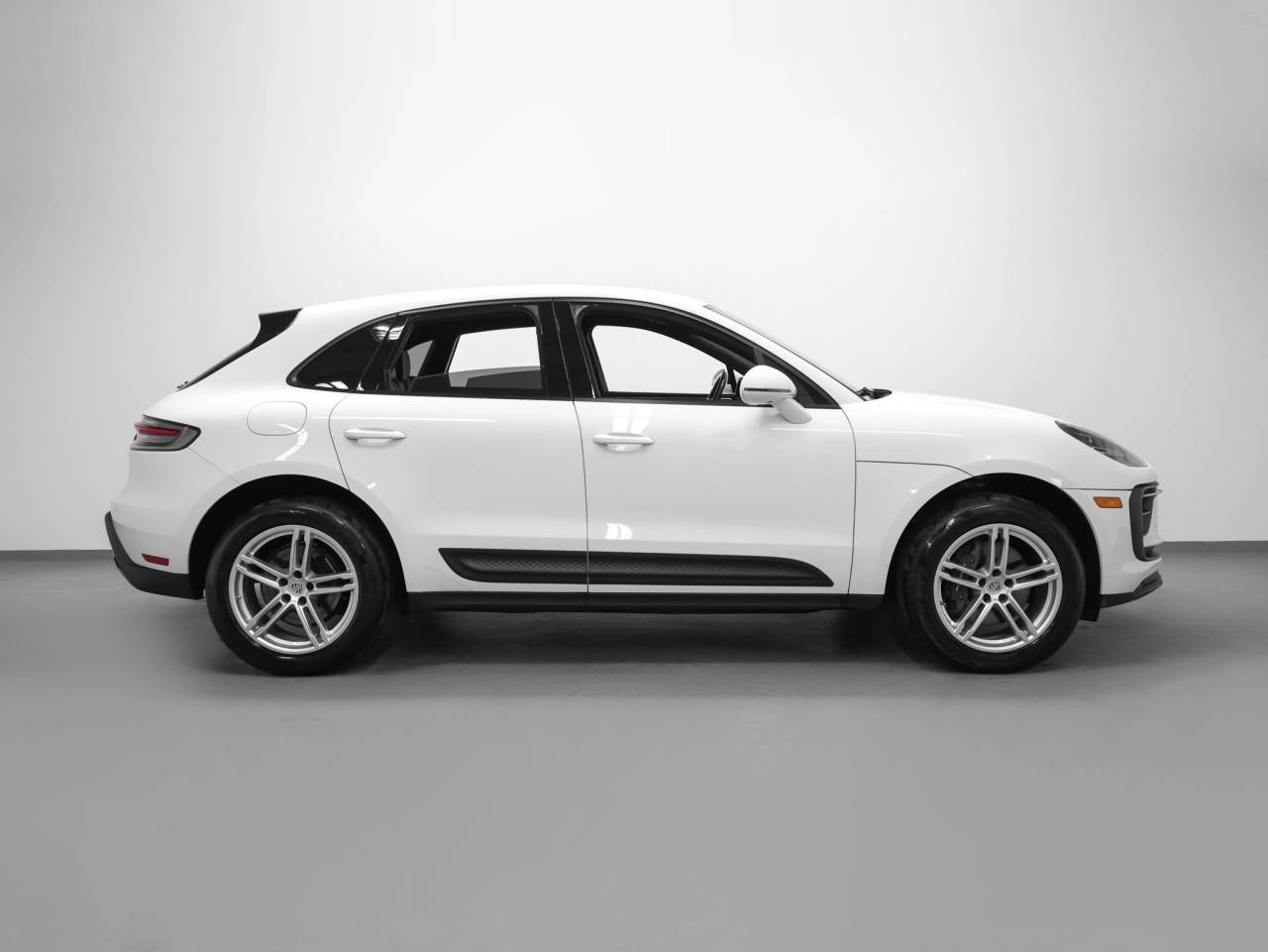 2022 Porsche Macan Macan