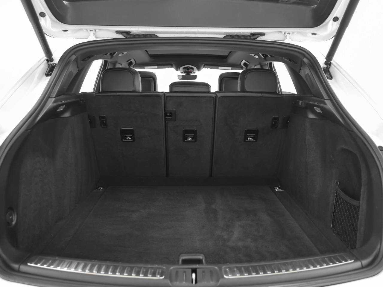 2022 Porsche Macan Macan