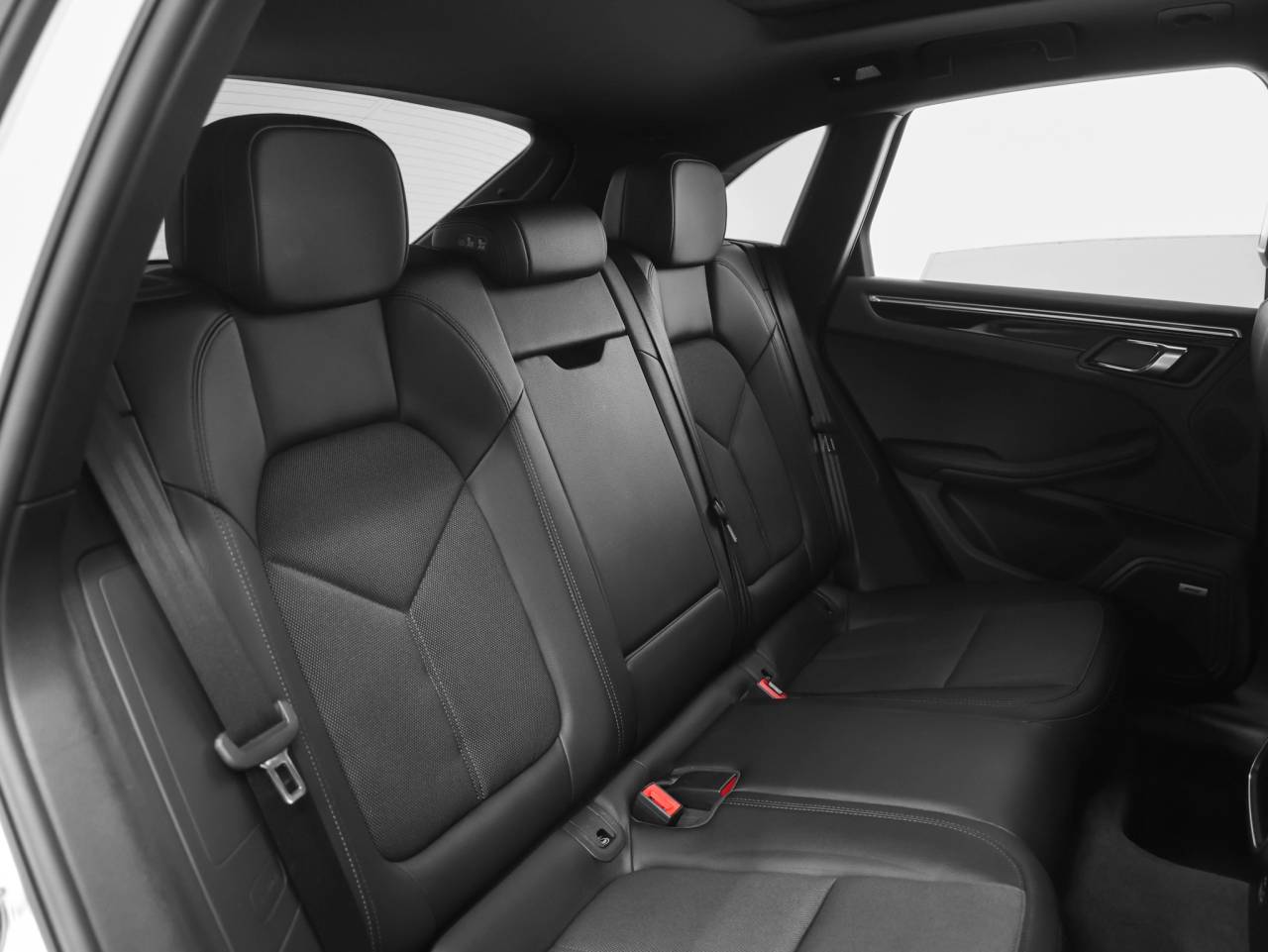 2022 Porsche Macan Macan