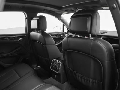 2022 Porsche Macan Macan