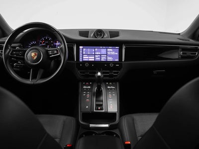 2022 Porsche Macan Macan