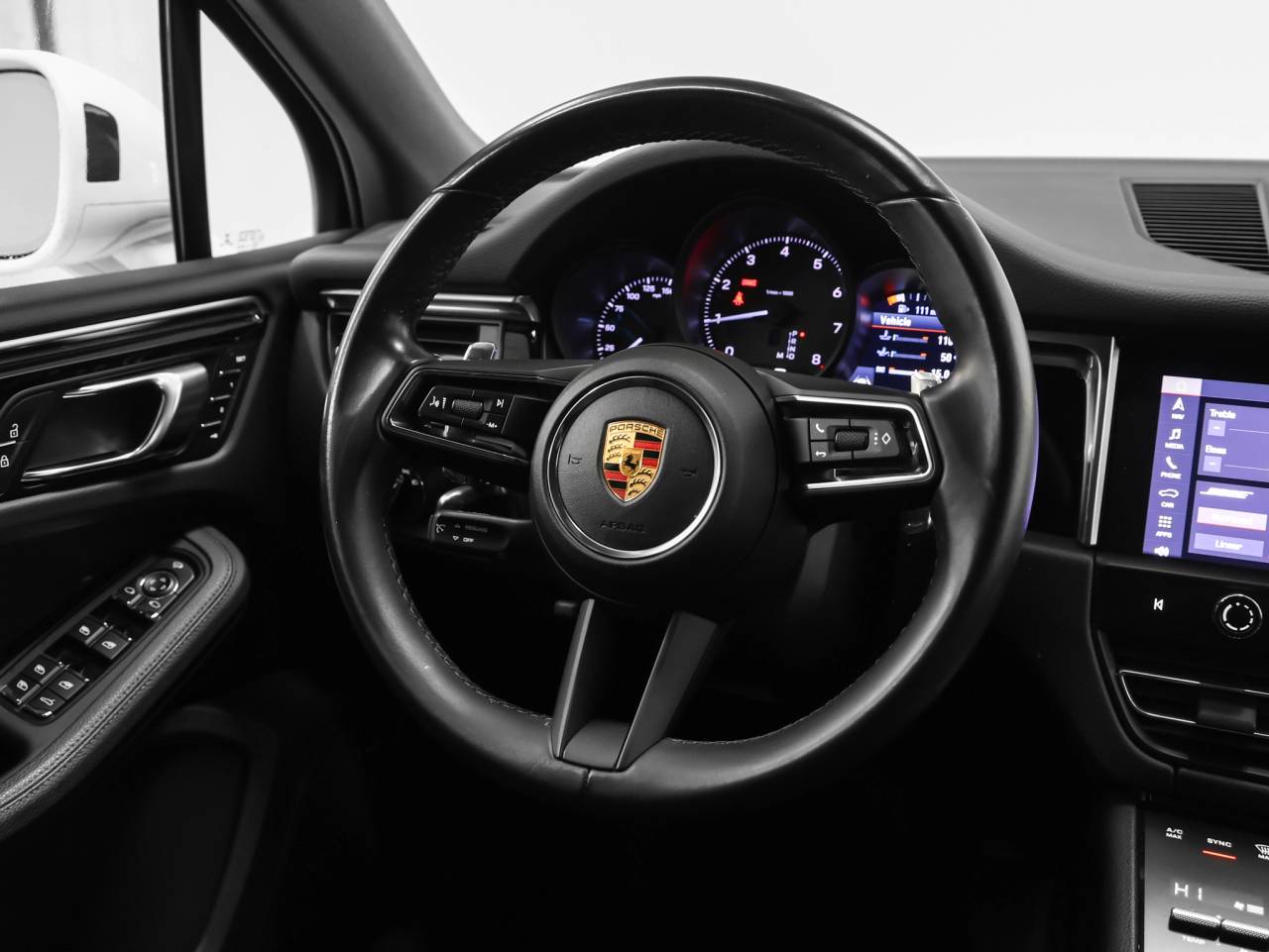 2022 Porsche Macan Macan