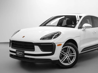 2022 Porsche Macan Macan