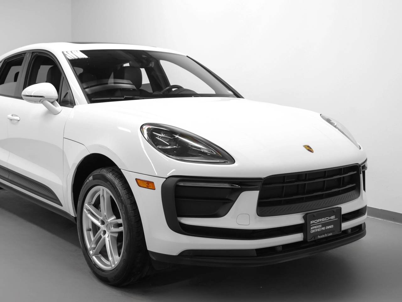 2022 Porsche Macan Macan