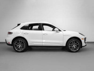 2025 Porsche Macan Macan