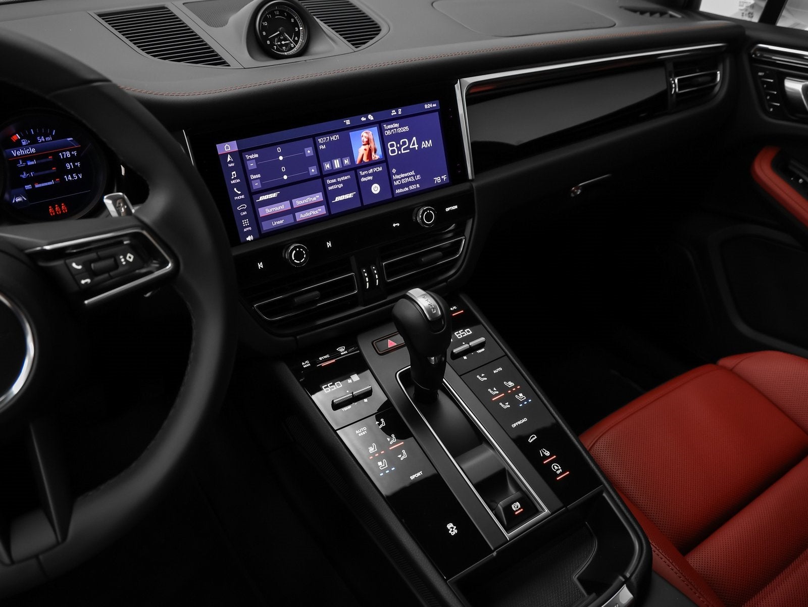 2025 Porsche Macan Macan