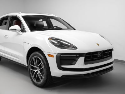2025 Porsche Macan Macan