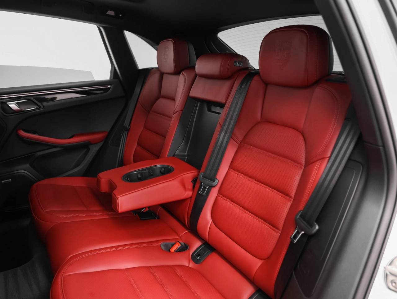 2025 Porsche Macan Macan