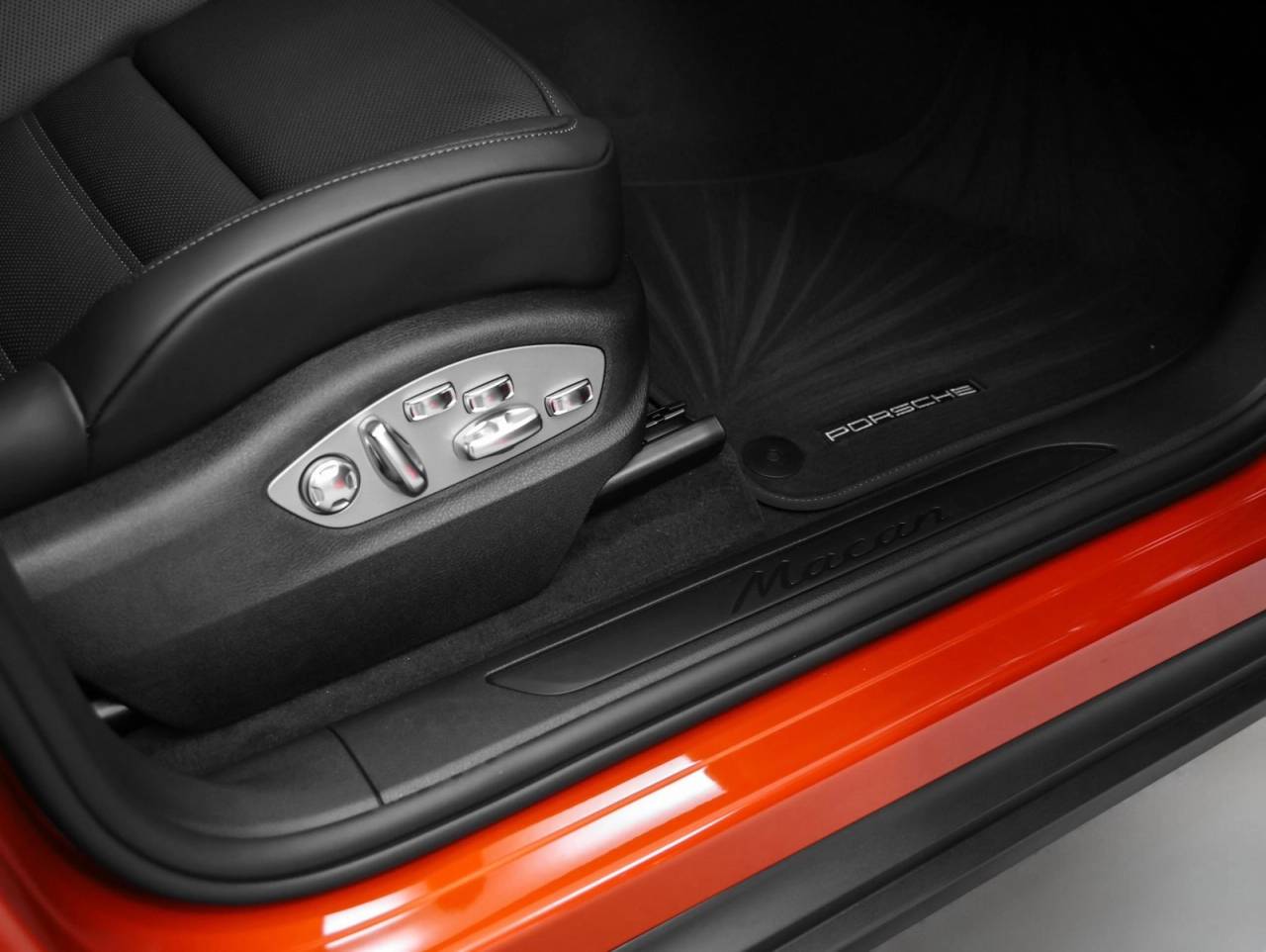 2025 Porsche Macan Macan