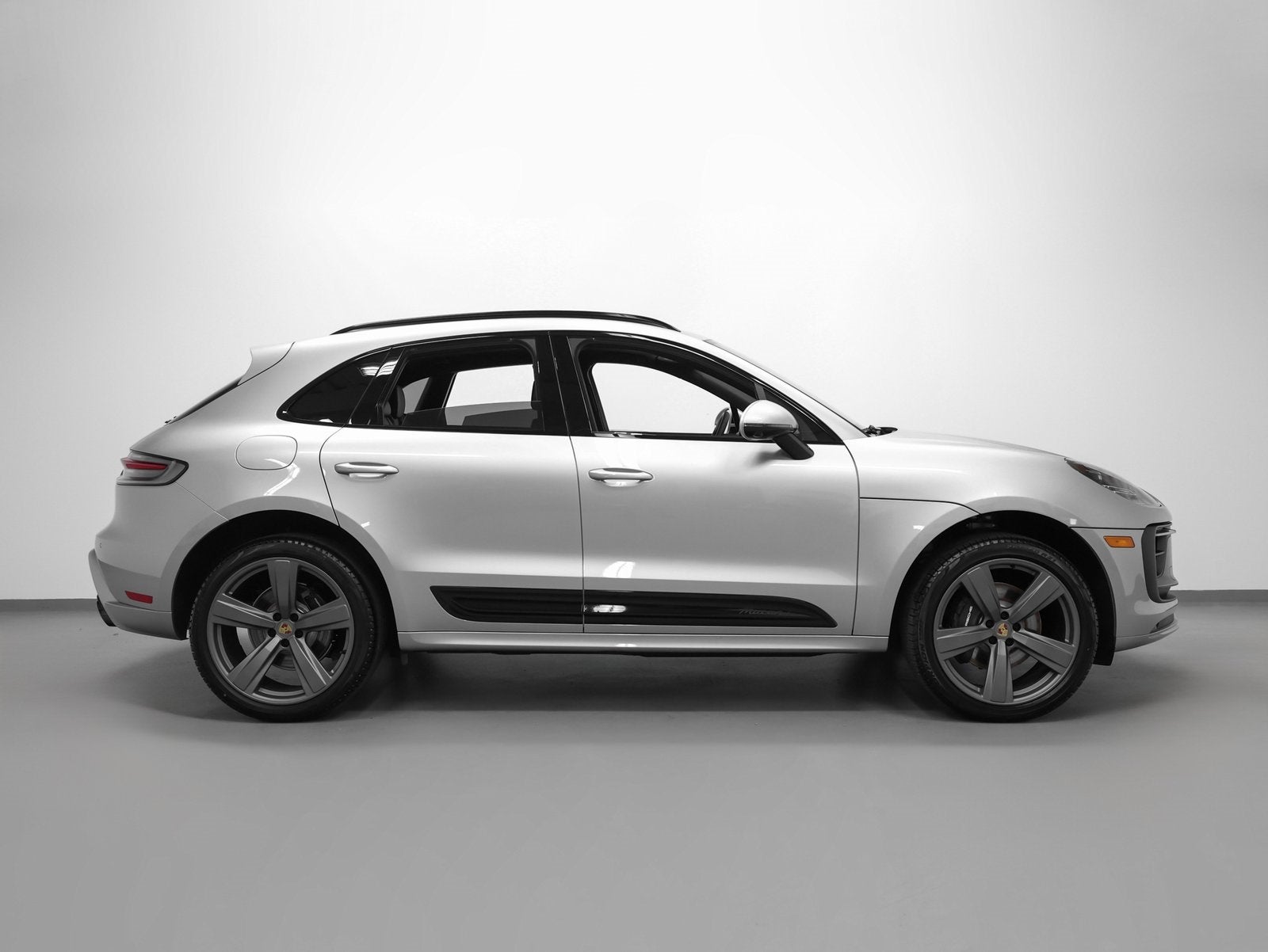 2026 Porsche Macan T