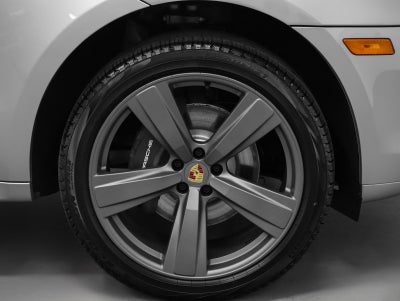 2026 Porsche Macan T