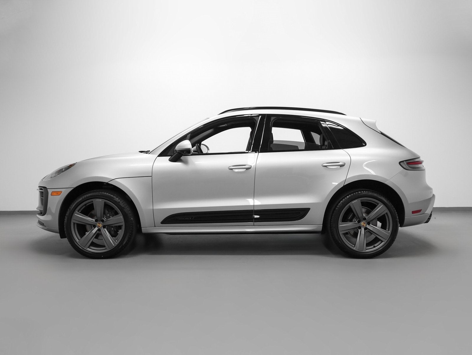 2026 Porsche Macan T