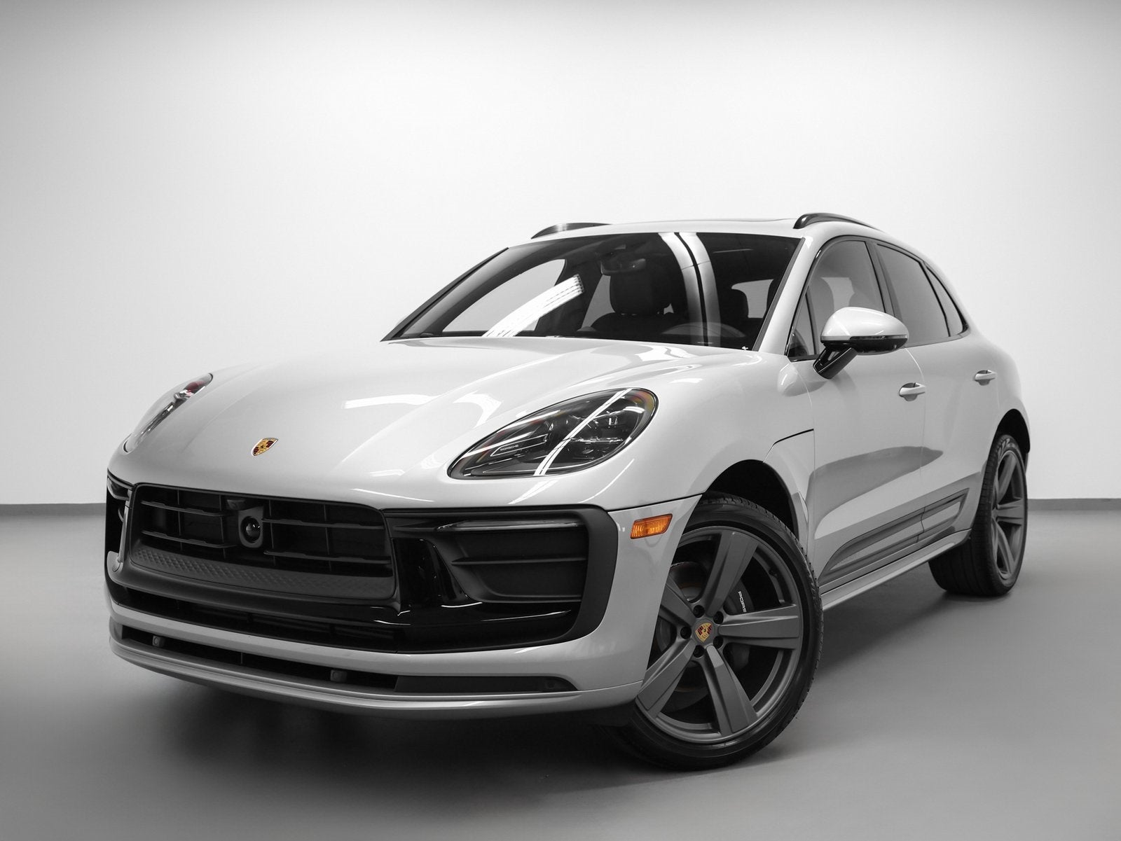 2026 Porsche Macan T