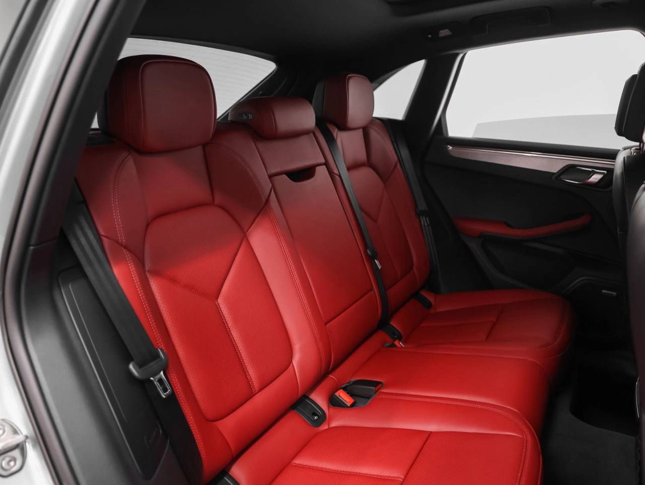 2026 Porsche Macan Macan T