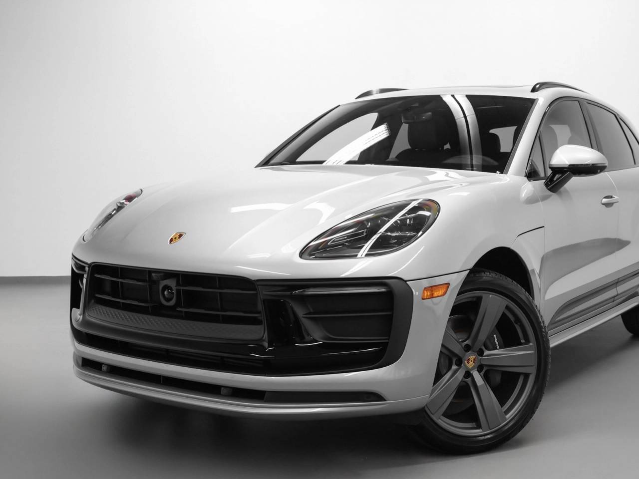 2026 Porsche Macan Macan T