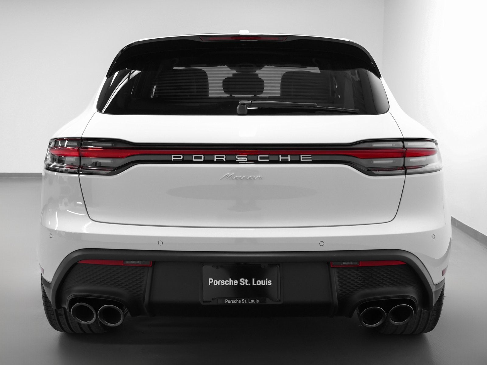 2026 Porsche Macan Base