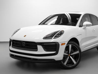 2026 Porsche Macan Base