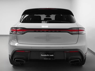 2026 Porsche Macan Base