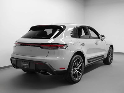 2026 Porsche Macan Base