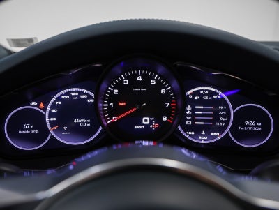 2023 Porsche Cayenne Cayenne Platinum Edition (MY23)