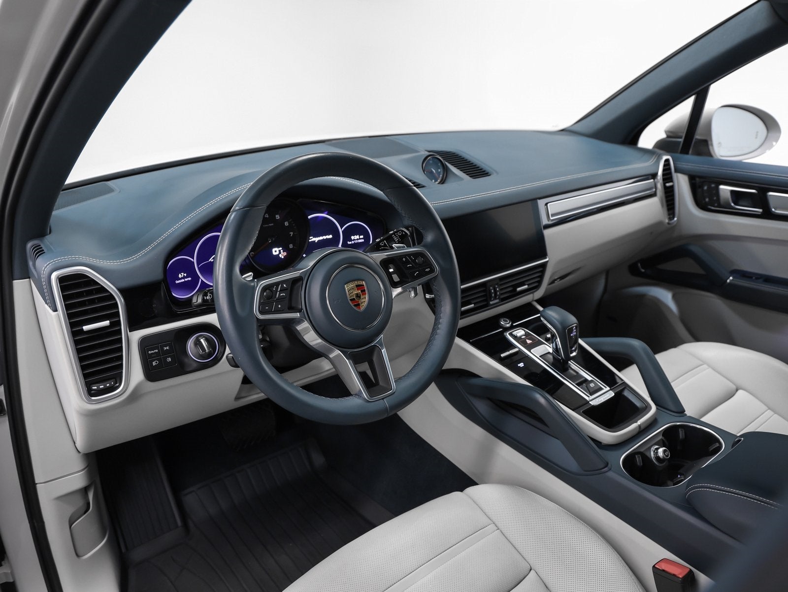 2023 Porsche Cayenne Cayenne Platinum Edition (MY23)