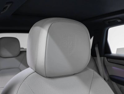 2023 Porsche Cayenne Cayenne Platinum Edition (MY23)