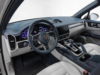 2023 Porsche Cayenne Cayenne Platinum Edition (MY23)