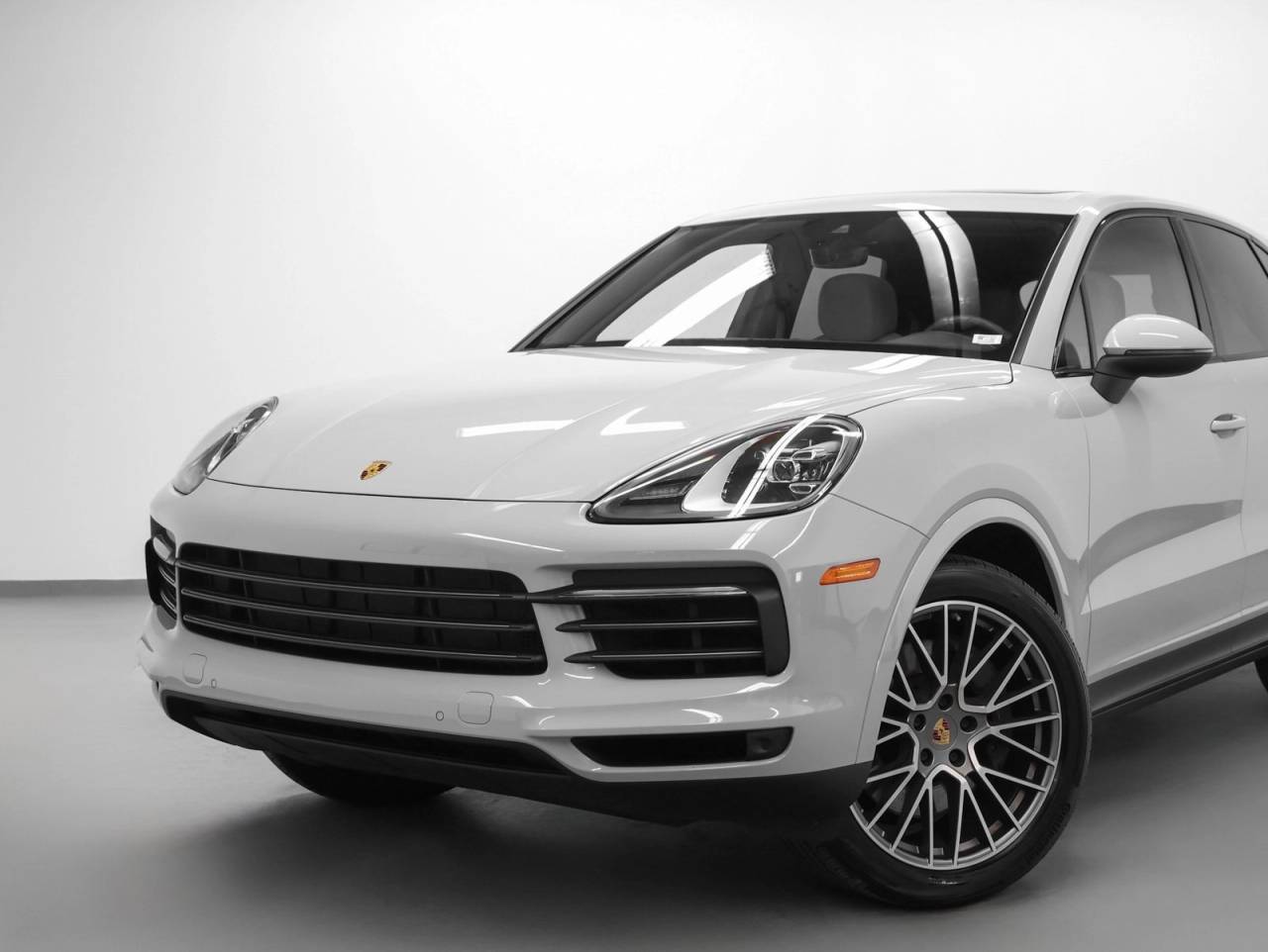 2023 Porsche Cayenne Cayenne Platinum Edition (MY23)