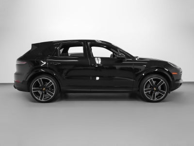 2023 Porsche Cayenne Cayenne Platinum Edition (MY23)